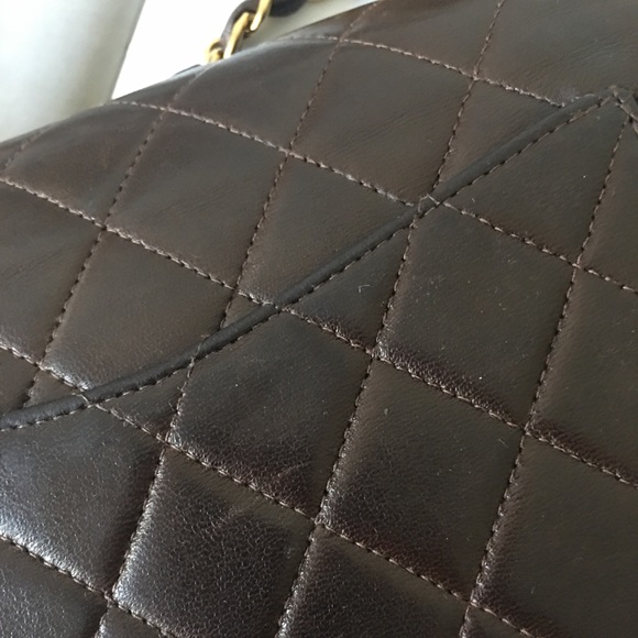 🎊2x HOST PICK🎊 Chanel Classic Medium Double Flap, Emergency Sale: PRICE FIRM - Picture 13 of 17